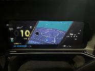 El cuadro está en la linea del Megane E-Tech. Muy completo y muy vistoso Cambia de color... cuando le da la gana. 