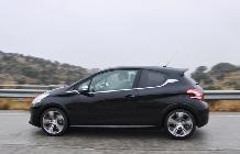 El 208 GTi es un gran coche... que sin embargo a mí me viene algo pequeño