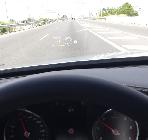 El Head Up Display es muy chulo y se ve bastante bien. El lector de señales se hace un poco de lío.  